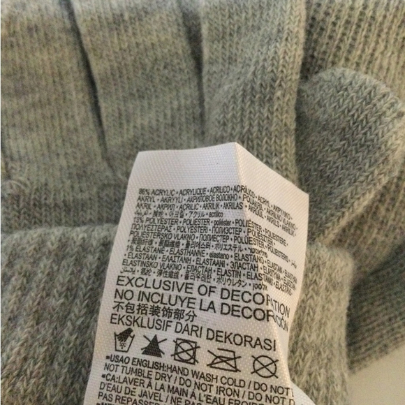 Nike gray with black logo hat and glove set unisex youth NWT - Picture 8 of 9